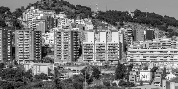 Delitos Contra la Propiedad / Urbanísticos Horta-Guinardó · Construcción de Edificios en Zonas Prohibidas